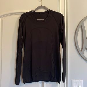 Lululemon Swiftly Tech Black Long Sleeve Shirt Size 10